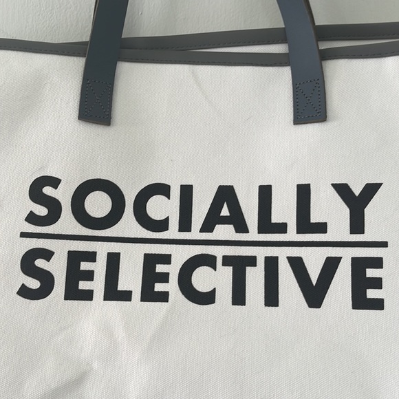 Santa Barbara Design Studio Canvas Tote Bag Socially Selective - Picture 5 of 10